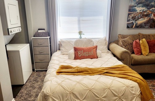 Castro Valley House | Country Cottage in the w Gorgeous San Francisco Bay Area Views on 2acres!