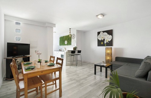 Guimar Villa | Country House "Hacienda La Extremeña" with Sea Views, Private Terrace and Wi-Fi