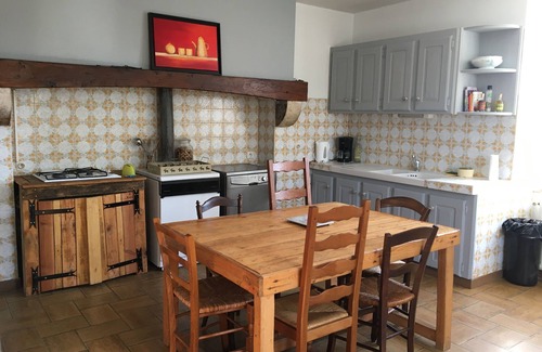 Livers-Cazelles House | Country home