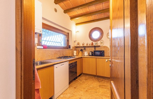 Castiglione d'Orcia House | Country House 'Il Gugnolo - Casale In Val D'Orcia' with Private Terrace, Private Garden and Wi-Fi