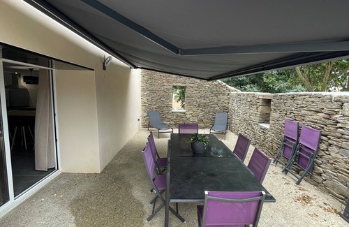 Gouezec House | Country house 2 minutes from the canal