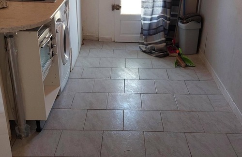 Salernes Bed & Breakfast | Country house divided into three ground floor apartments
