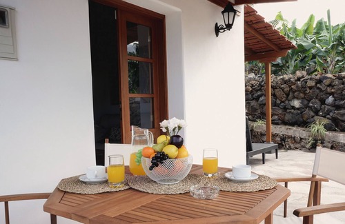 Puerto de la Cruz Villa | Country House "Hacienda Beni" with Sea View, Private Terrace & Wi-Fi