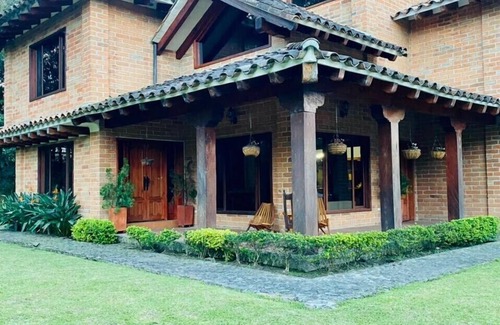 Rionegro House | Country House for rent in Llanogrande, Antioquia- Medellin