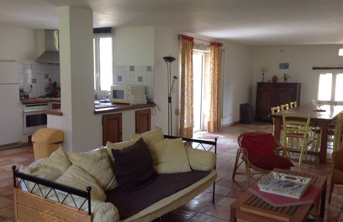 Benivay-Ollon House | Country house