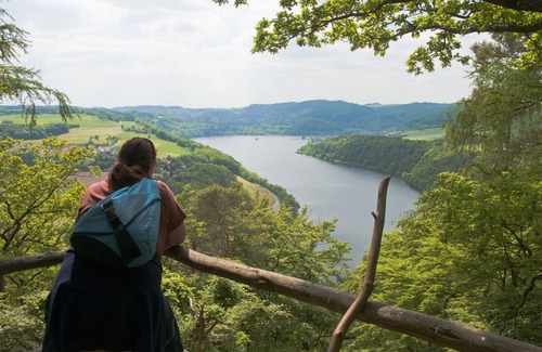 Homberg Apartment | Country house in Rinnetal: modern apartment Sleeping Beauty with south-facing balcony