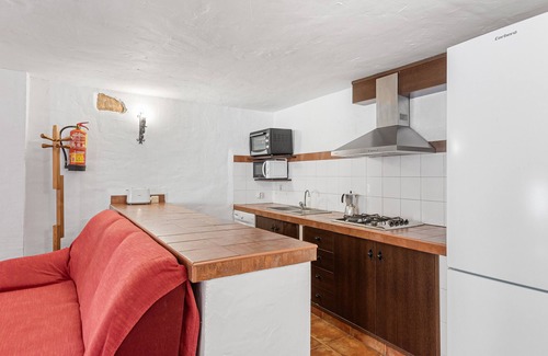 Malaga House | Country House 'La Cuadra' with Lake View, Shared Pool and Private Terrace