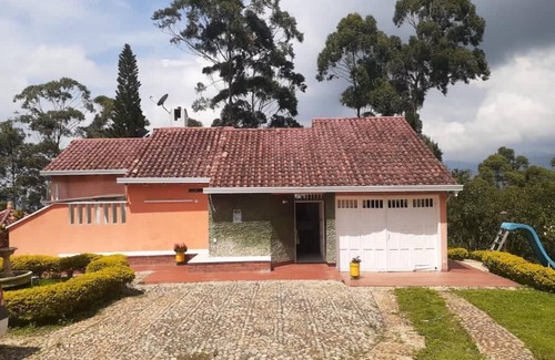 Piedecuesta Cottage | COUNTRY HOUSE MESITAS