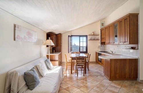 Imperia House | country house with sea view in secular olive grove