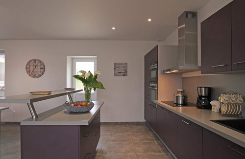 Brillevast Cottage | Country house with parking - Pets allowed, 2 bedrooms