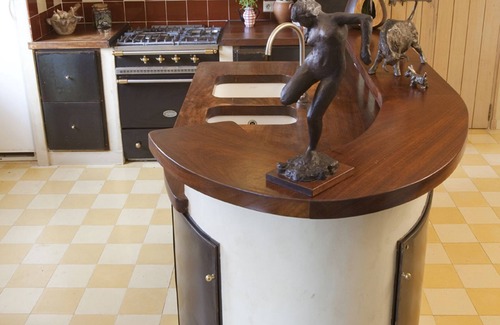 Bonnieux House | Country house with pool and views on the edge of the popular village of Bonnieux