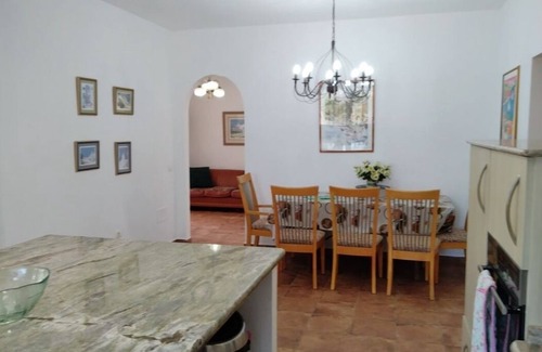 La Parata Cottage | Country House with Pool and Garden, 6 Bedrooms, 4 Bathrooms. A/C. Internet