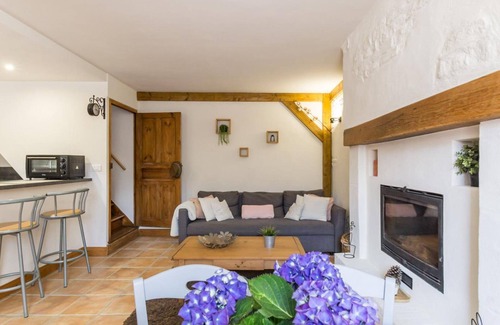 Tollevast Cottage | Country house with terrace and garden near Cherbourg