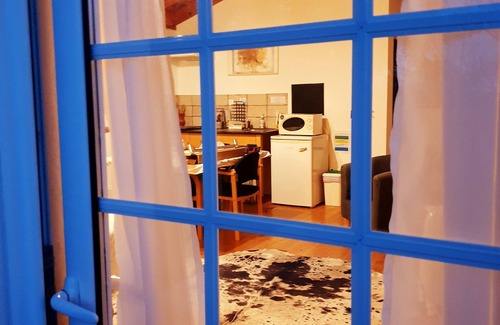 Quelfes Cottage | Country Houses - 2 Bedroom Family House with Pool