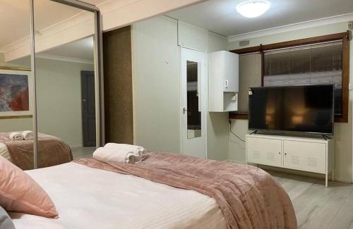 Pyrmont House | Country in City Darling Harbour Retreat Pool