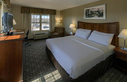 Bangor Hotel | Country Inn at the Mall