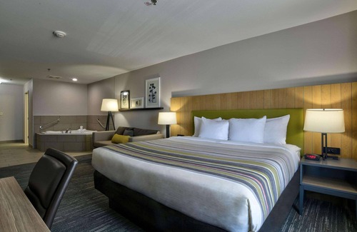 Wheatland Hotel | Country Inn & Suites by Radisson, Oklahoma City Airport, OK