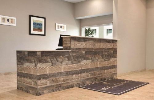 Greensboro Hotel | Country Inn & Suites by Radisson, Greensboro, NC