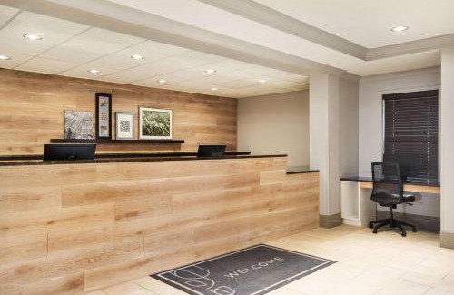 St. Cloud Hotel | Country Inn & Suites by Radisson, St Cloud East, MN