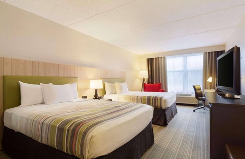 South Loop Hotel | Country Inn & Suites by Radisson, Bloomington at Mall of America, MN