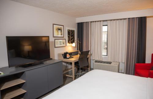 Erie Hotel | Country Inn & Suites by Radisson, Erie, PA