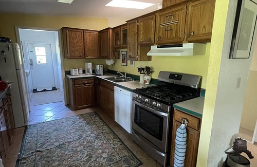 Checotah House | Country lake retreat with Pool and Boat Dock!nCozy + food/attractions nearby!