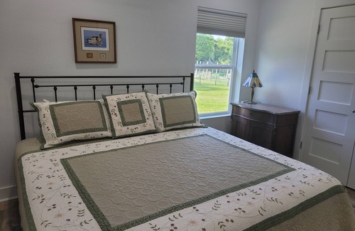 Chappell Hill Other | Country living in new 2bdrm/2bth farmhouse in lovely Chappell Hill with WiFi, AC