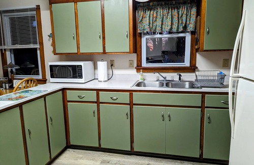 Lake City House | Country Lodge in a park-like setting