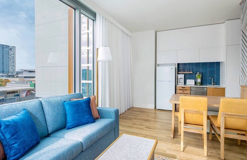 Sobro Apartment | Country Music Hall of Fame, SoBro/Downtown Area!