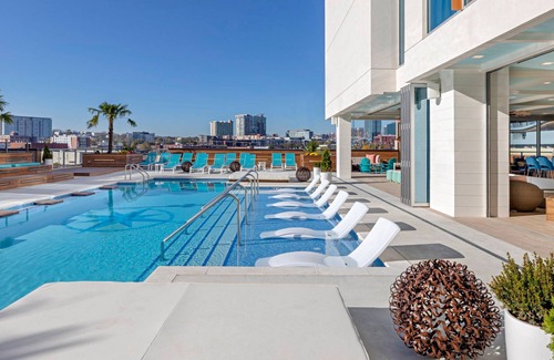 Sobro Apartment | Country Music Hall of Fame, SoBro/Downtown Area!