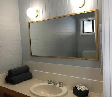 West Wyalong Hotel | Country Roads Motor Inn