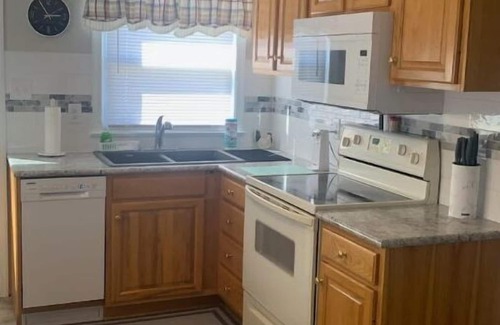 Elkton Cottage | Country View Cottage-Near Massanutten, Skyline drive,&JMU.A home away from home!