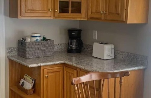 Elkton Cottage | Country View Cottage-Near Massanutten, Skyline drive,&JMU.A home away from home!