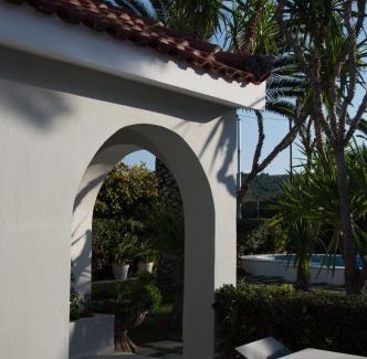 Velo-Vocha Villa | Country Villa Peloponnese with tennis court and pool