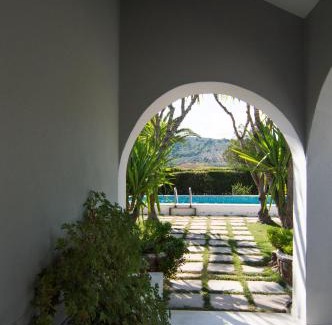 Velo-Vocha Villa | Country Villa Peloponnese with tennis court and pool