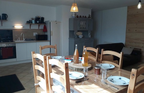 Saint-Romain-en-Jarez Cottage | Countryside cottage with garden and children's games, near Pilat Park