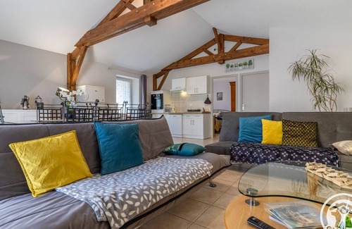 Nueil-sur-Layon Cottage | Countryside Retreat with Private Spa in Nueil sur Layon, Near Vineyards and Loire Castles