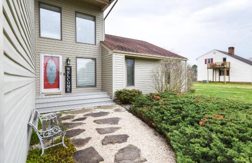 Lottsburg House | Countryside Retreat - Fire Pit, Pool, Movie & Game Room