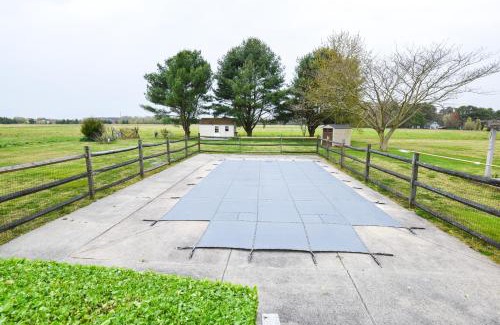 Lottsburg House | Countryside Retreat - Fire Pit, Pool, Movie & Game Room