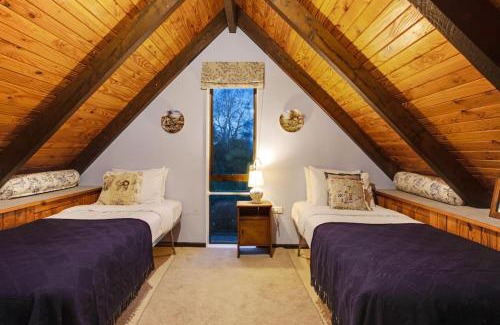 Whitford House | Countryside Retreat with On-site Horse Experiences