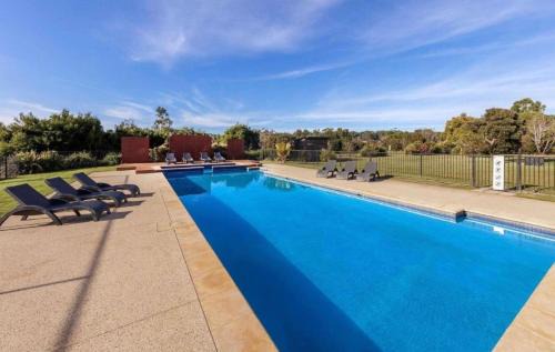 Cowes Villa | Couple's Luxury Resort Spa Retreat