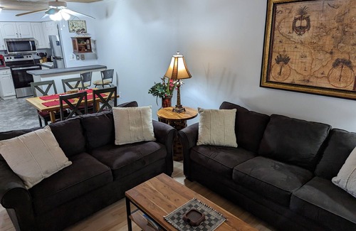 Folly Field Villa | "Couples & Family Getaway," 1st Floor, King & Queen Beds, Pool, 42" HDTV's, WIFI
