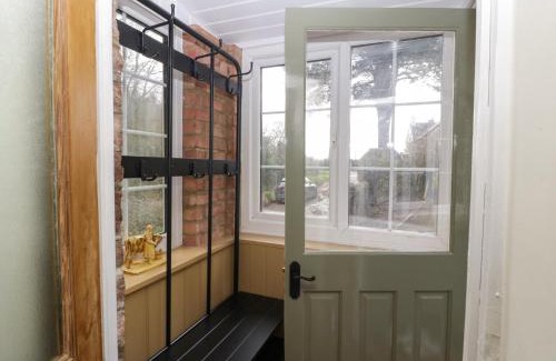 Blakeney House | Court House Cottage