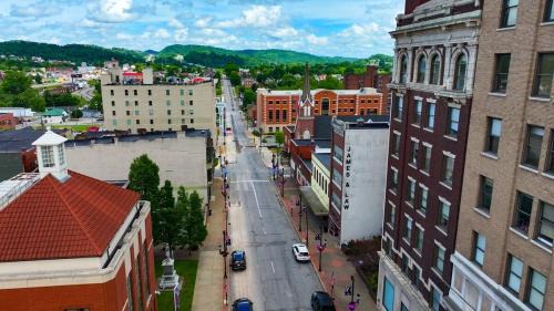 Clarksburg Apartment | Court St Suite