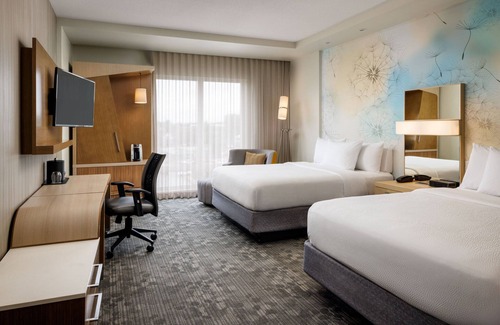 Prince George Hotel | Courtyard by Marriott Prince George