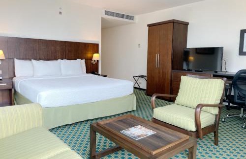 Kennedy Hotel | Courtyard by Marriott Guayaquil