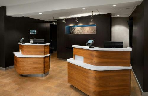 Greenway Hotel | Courtyard by Marriott Portland Beaverton