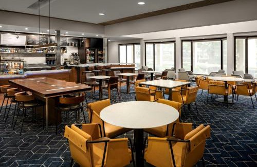 Greenway Hotel | Courtyard by Marriott Portland Beaverton