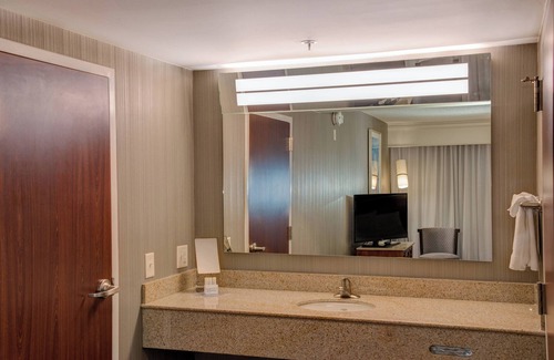 Chapel Hill Hotel | Courtyard by Marriott Chapel Hill