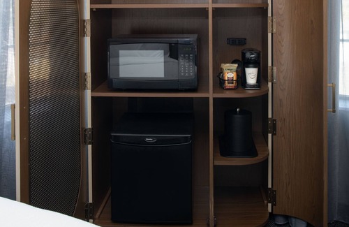 Beach Hill - Beach Flats Hotel | Courtyard by Marriott Santa Cruz